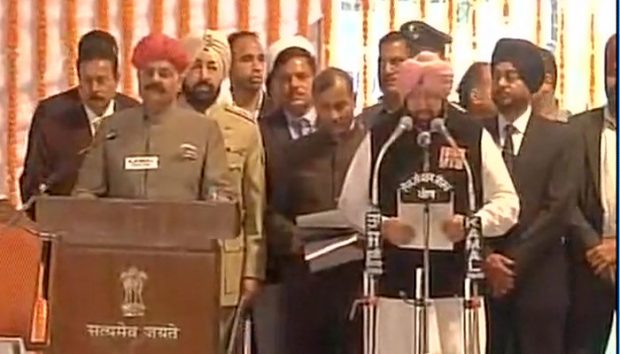 Amarinder Singh Oath-700.jpg